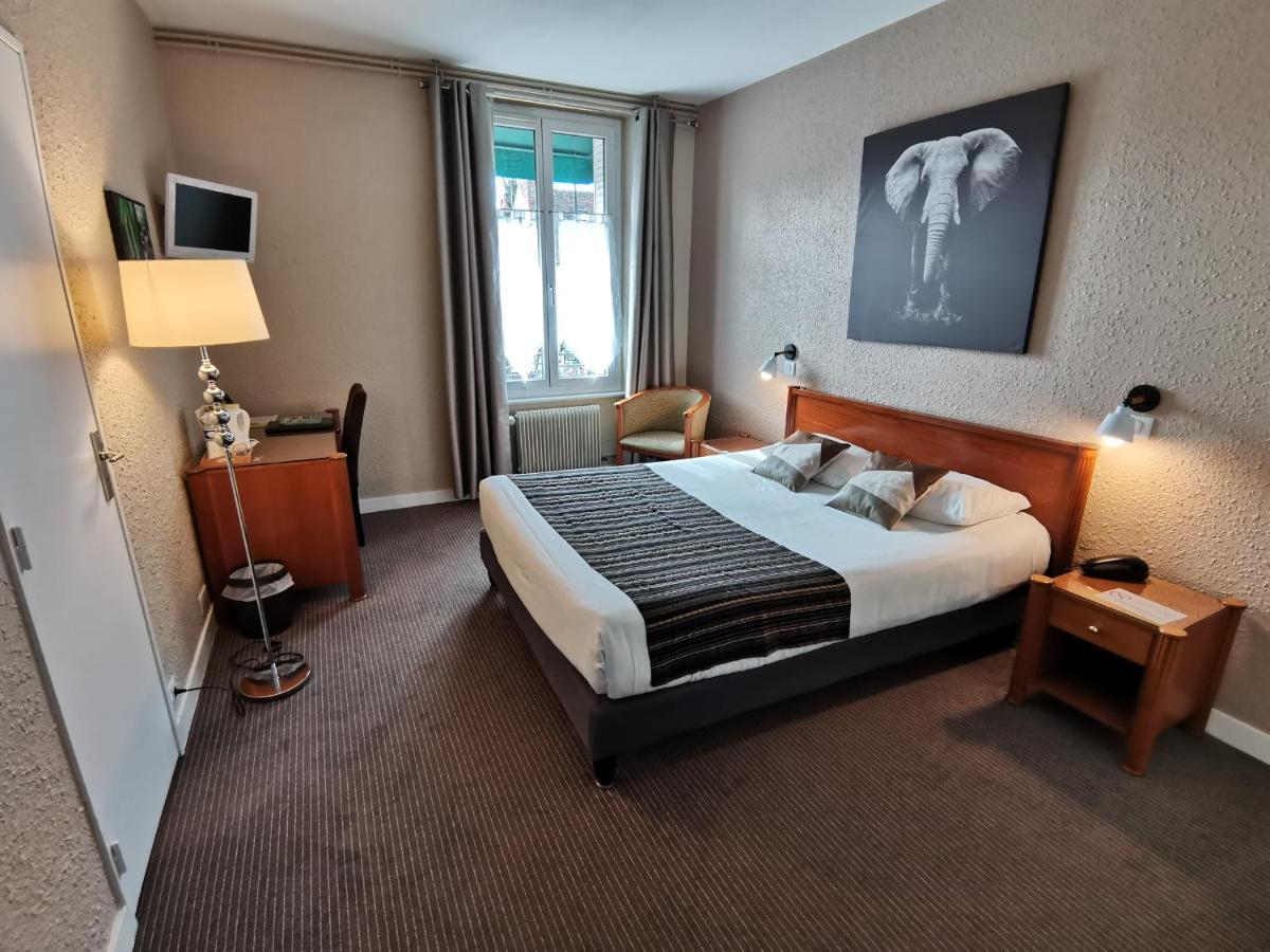 Logis Hotel Le Cerf Briare Zewnętrze zdjęcie