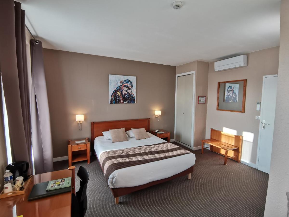 Logis Hotel Le Cerf Briare Zewnętrze zdjęcie