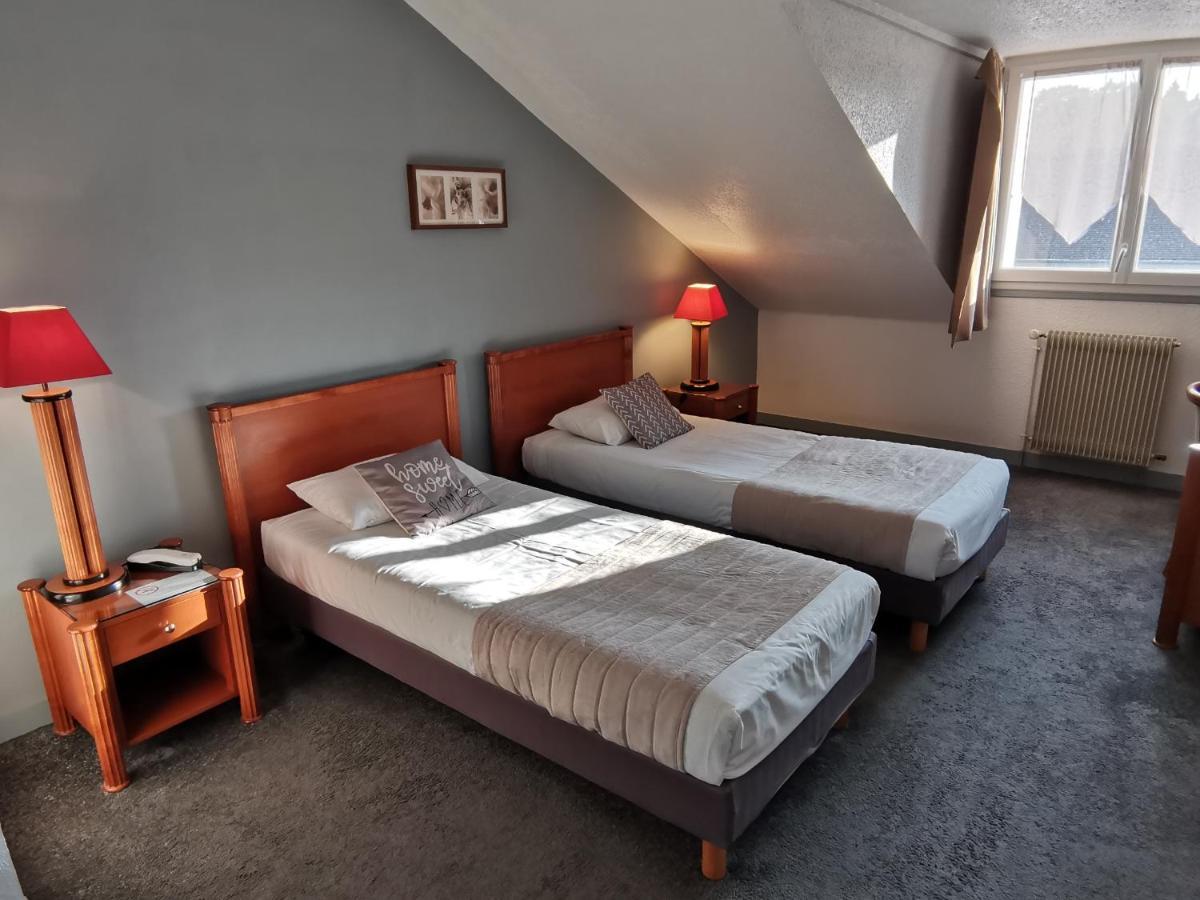 Logis Hotel Le Cerf Briare Zewnętrze zdjęcie