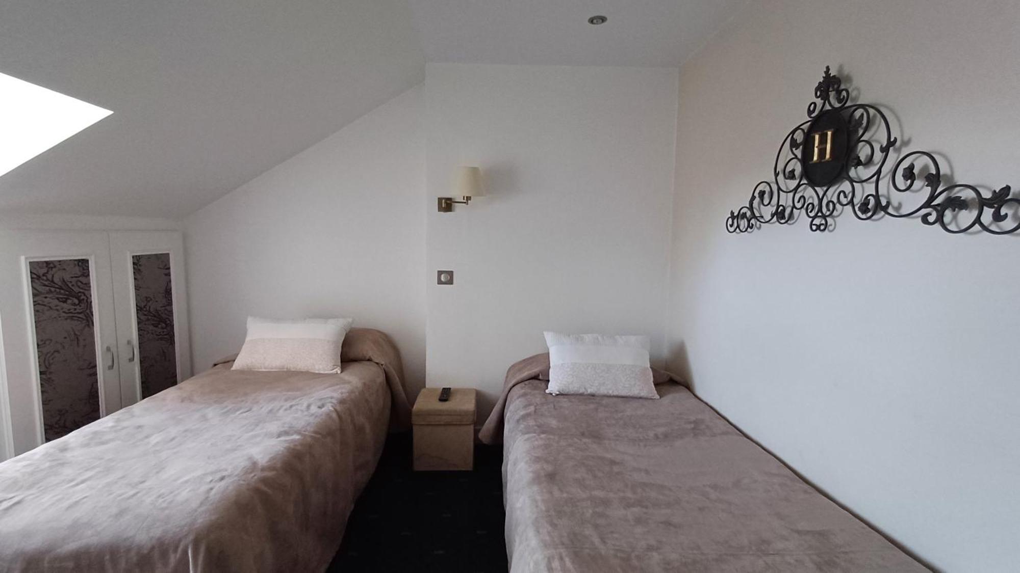 Logis Hotel Le Cerf Briare Zewnętrze zdjęcie