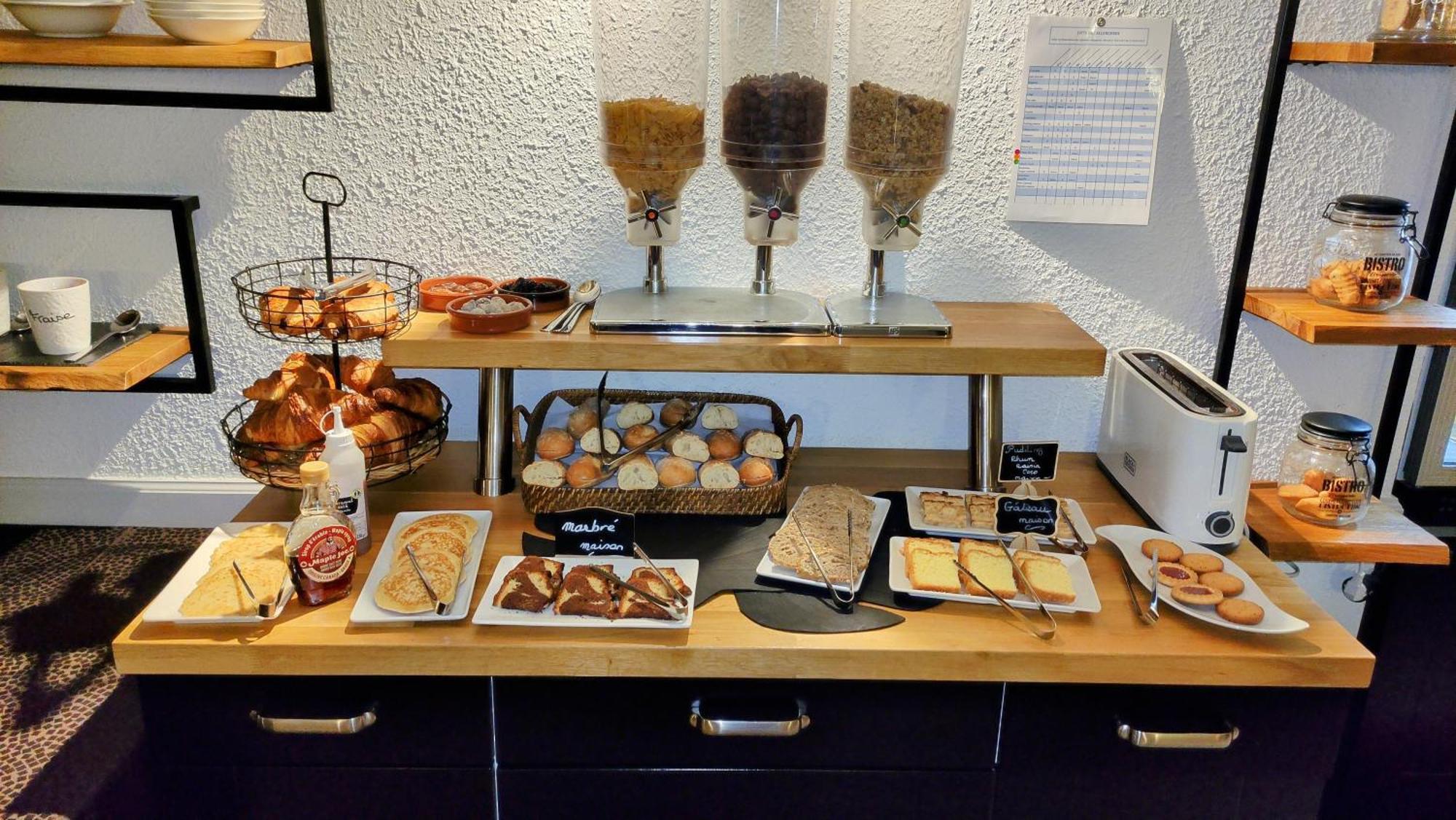 Logis Hotel Le Cerf Briare Zewnętrze zdjęcie